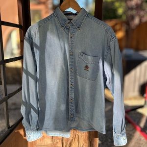 TOMMY HILFIGER lightweight denim button down shirt VINTAGE